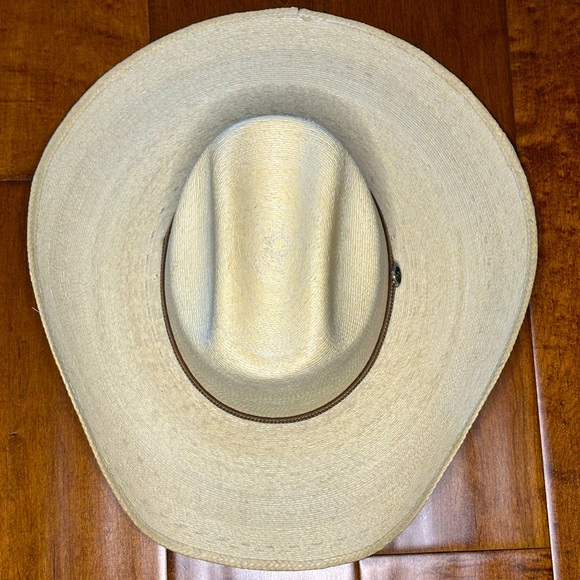 Chic Tan Women's Hat - Picture 1 of 5